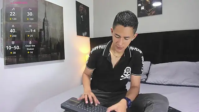 Snapshot of _Alan_Walker_1 chatting on May 2, 2:44 pm Alan Walker 1 online show from May 2, 2:44 pm