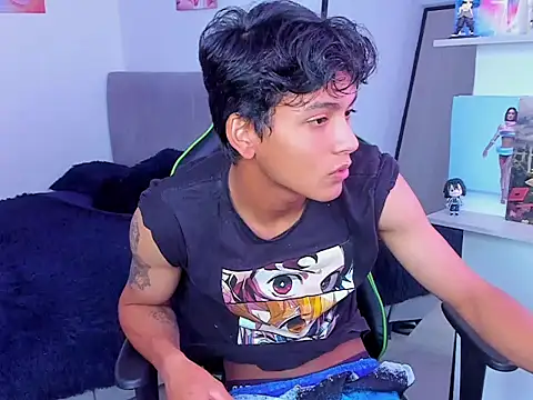 PaulTallx online show from March 23, 7:40 pm