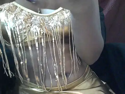 Couplehot00 online show from June 28, 5:24 am
