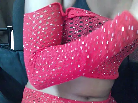 Couplehot00 online show from August 1, 6:18 pm