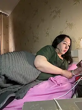 Besthot 2026 online show from April 23, 12:40 pm