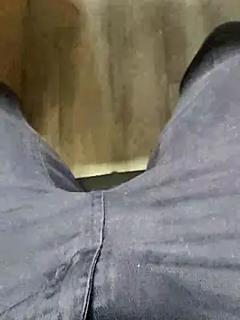 Snapshot of Alexdu89 chatting on March 10, 8:08 am Alexdu89 online show from March 10, 8:08 am