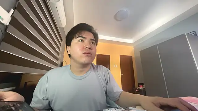 SinfulLuca online show from March 13, 5:36 am