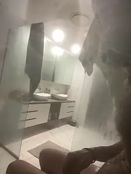 wasntevenme online show from March 22, 6:44 pm