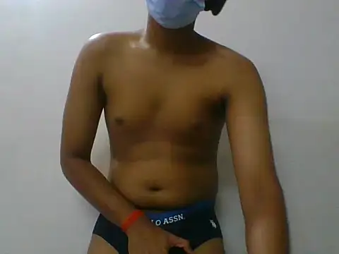Snapshot of dopa_6917 chatting on May 18, 4:35 pm dopa 6917 online show from May 18, 4:35 pm