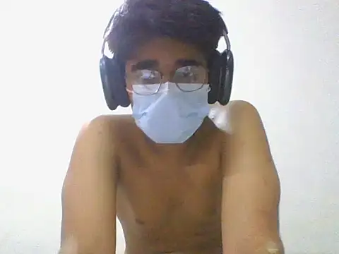 Snapshot of dopa_6917 chatting on May 24, 3:17 pm dopa 6917 online show from May 24, 3:17 pm