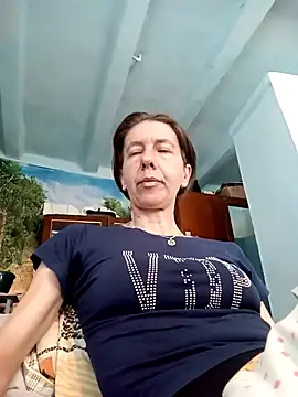 Snapshot of Tania9876 chatting on May 5, 7:49 am Tania9876 online show from May 5, 7:49 am