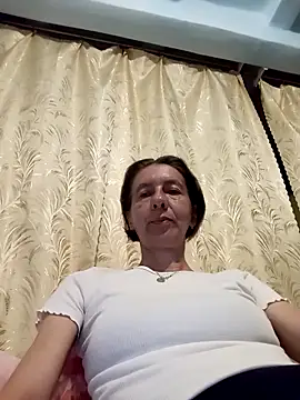 Snapshot of Tania9876 chatting on May 30, 6:38 pm Tania9876 online show from May 30, 6:38 pm