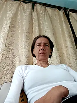 Snapshot of Tania9876 chatting on June 2, 7:21 am Tania9876 online show from June 2, 7:21 am