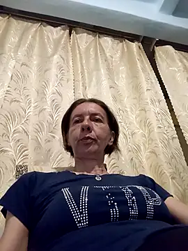 Snapshot of Tania9876 chatting on June 2, 7:27 pm Tania9876 online show from June 2, 7:27 pm