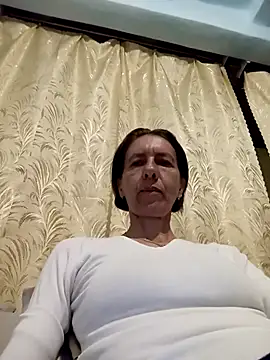 Snapshot of Tania9876 chatting on June 4, 6:58 pm Tania9876 online show from June 4, 6:58 pm
