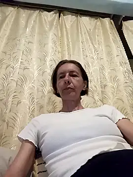 Snapshot of Tania9876 chatting on June 6, 6:34 pm Tania9876 online show from June 6, 6:34 pm