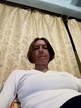 Snapshot of Tania9876 chatting on June 9, 7:14 pm Tania9876 online show from June 9, 7:14 pm