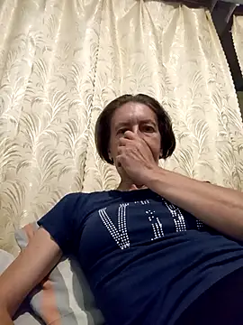Snapshot of Tania9876 chatting on July 8, 6:45 pm Tania9876 online show from July 8, 6:45 pm