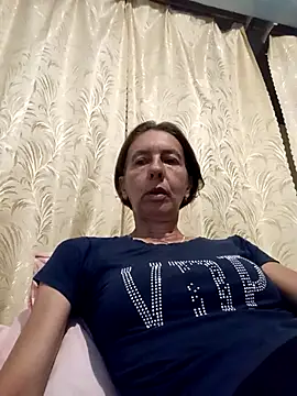 Snapshot of Tania9876 chatting on July 15, 7:30 pm Tania9876 online show from July 15, 7:30 pm