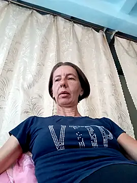 Snapshot of Tania9876 chatting on July 23, 7:28 am Tania9876 online show from July 23, 7:28 am
