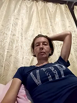 Snapshot of Tania9876 chatting on July 26, 8:38 pm Tania9876 online show from July 26, 8:38 pm