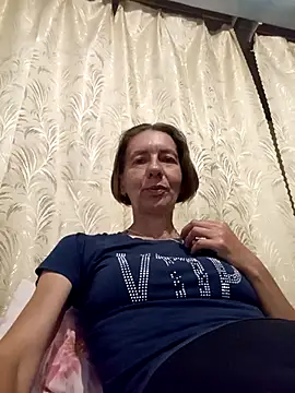 Snapshot of Tania9876 chatting on July 31, 6:51 pm Tania9876 online show from July 31, 6:51 pm