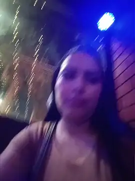 Snapshot of Karla__Morrison chatting on May 17, 2:42 am Karla Morrison online show from May 17, 2:42 am