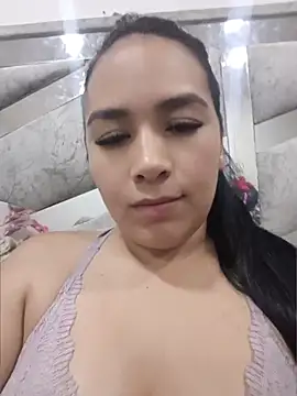 Snapshot of Karla__Morrison chatting on May 17, 10:17 pm Karla Morrison online show from May 17, 10:17 pm