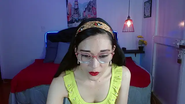 Snapshot of Mylu_xx chatting on May 1, 1:26 pm Mylu xx online show from May 1, 1:26 pm