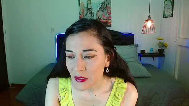 Snapshot of Mylu_xx chatting on May 24, 1:38 pm Mylu xx online show from May 24, 1:38 pm