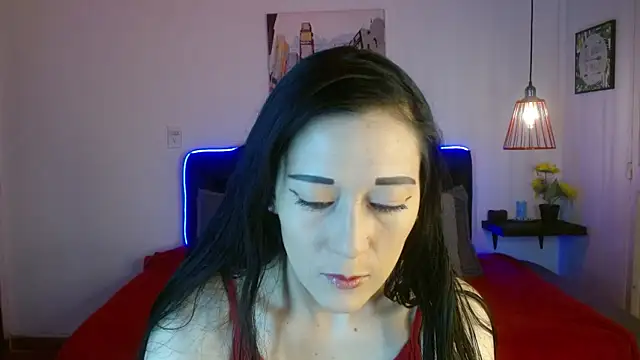 Snapshot of Mylu_xx chatting on June 4, 1:28 pm Mylu xx online show from June 4, 1:28 pm