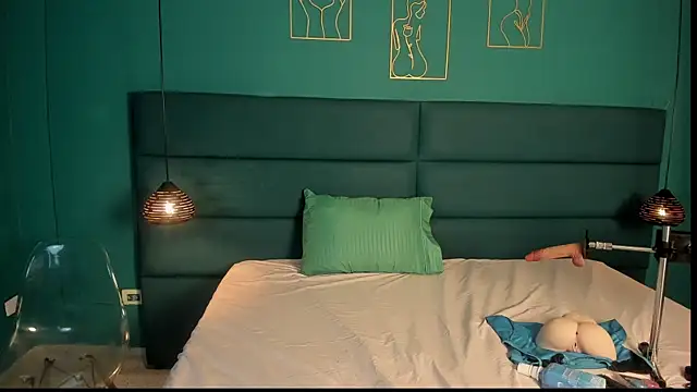 willturneer online show from April 14, 3:56 am