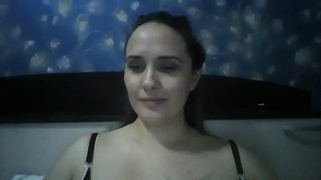 Snapshot of Alisa07qw chatting on March 24, 2:22 pm Alisa07qw online show from March 24, 2:22 pm