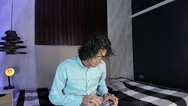 Skinny Mac online show from March 31, 12:38 pm