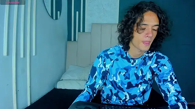 Skinny Mac online show from July 22, 1:36 pm
