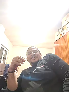 forrezcorrer100 online show from March 9, 6:34 pm