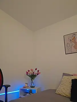 Victoria Evanss online show from April 13, 9:53 pm