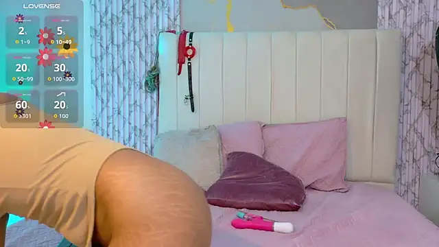 LorenaDuval online show from March 27, 7:13 pm