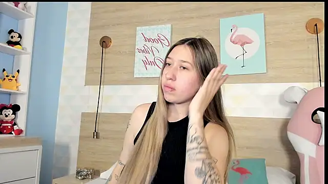 Snapshot of AmberVegaa chatting on May 9, 2:55 pm AmberVegaa online show from May 9, 2:55 pm