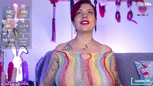 RedWidowCol online show from August 5, 9:17 pm