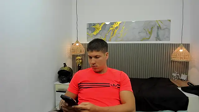 Snapshot of AlessandroFranco chatting on May 11, 4:04 pm AlessandroFranco online show from May 11, 4:04 pm