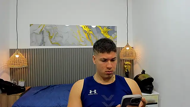 Snapshot of AlessandroFranco chatting on July 9, 1:26 pm AlessandroFranco online show from July 9, 1:26 pm