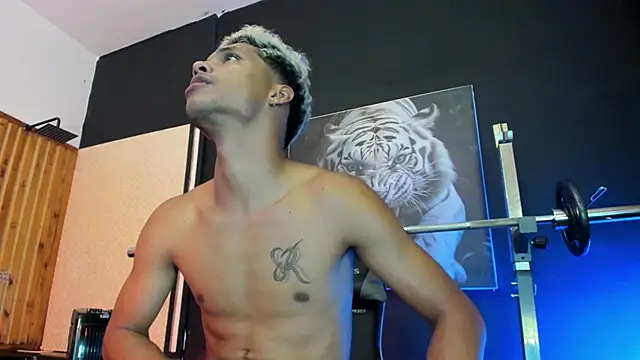 Snapshot of gregg-miller chatting on March 13, 1:12 am gregg-miller online show from March 13, 1:12 am