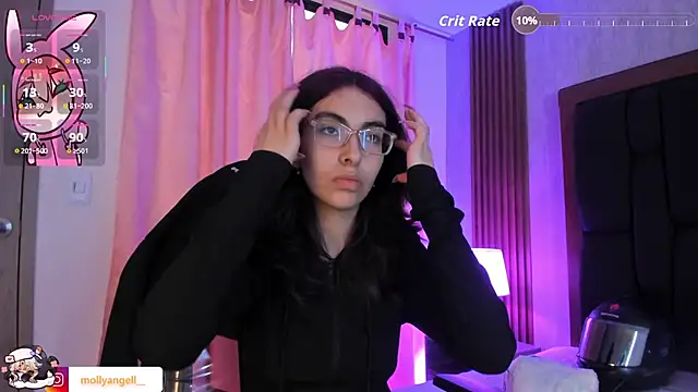 Molly A online show from June 2, 2:52 pm