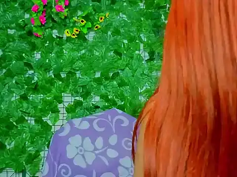 Snapshot of asshoney_Abby chatting on July 2, 2:44 am asshoney Abby online show from July 2, 2:44 am