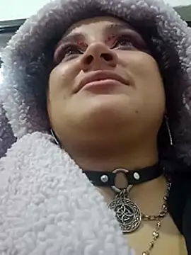 Liily Foxxy online show from April 5, 10:45 am