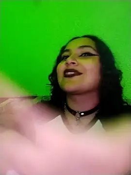 Snapshot of Liily_Foxxy chatting on June 4, 11:05 am Liily Foxxy online show from June 4, 11:05 am