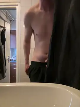 maniackle online show from April 11, 5:17 pm