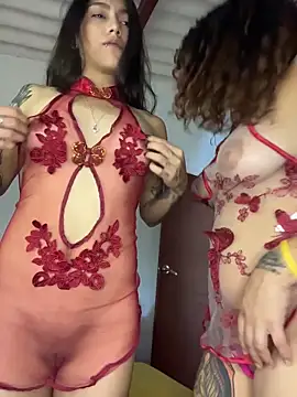 Twoshotsparty420 online show from May 10, 2:11 pm