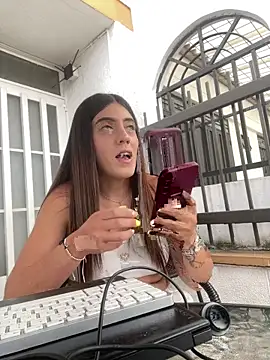 Snapshot of Electra_Pinkk chatting on June 3, 1:46 pm Electra Pinkk online show from June 3, 1:46 pm