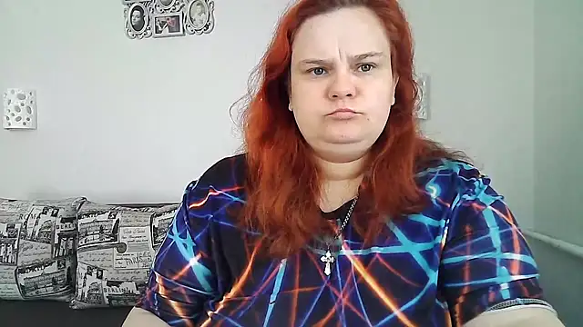 DollyGersonn online show from April 24, 7:55 am