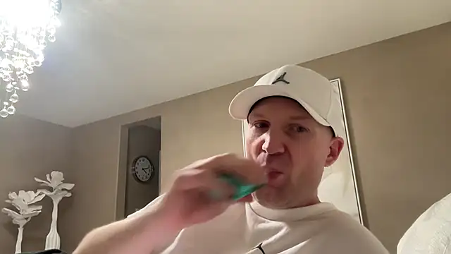 Naughty Ken Barbie-69 online show from March 12, 11:11 pm