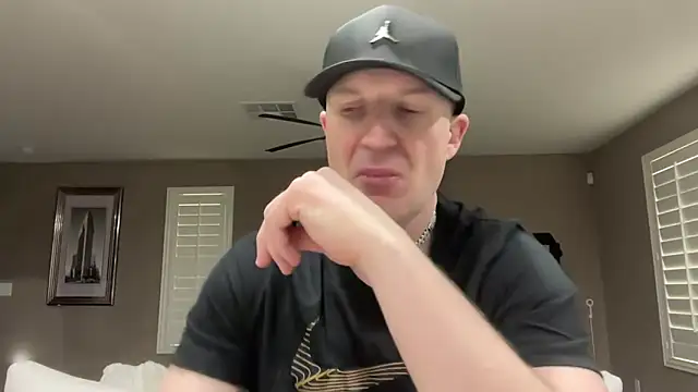 Naughty Ken Barbie-69 online show from April 12, 10:59 pm