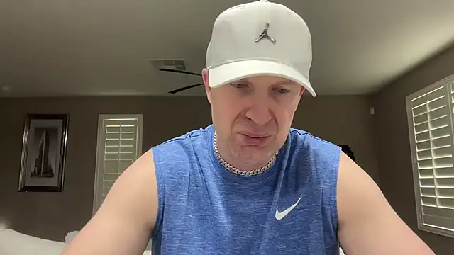 Naughty Ken Barbie-69 online show from April 13, 11:10 pm